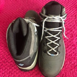 Columbia hiking boots